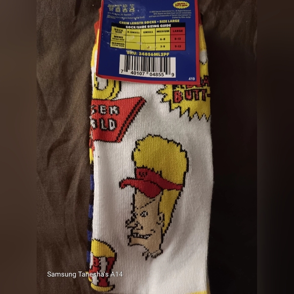 MTV's Beavis & Butthead 2pk Crew Length socks. Size L - Picture 2 of 3